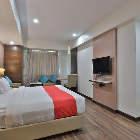 Krios Hotel - Near Sg Highway, אחמדאבאד מראה חיצוני תמונה