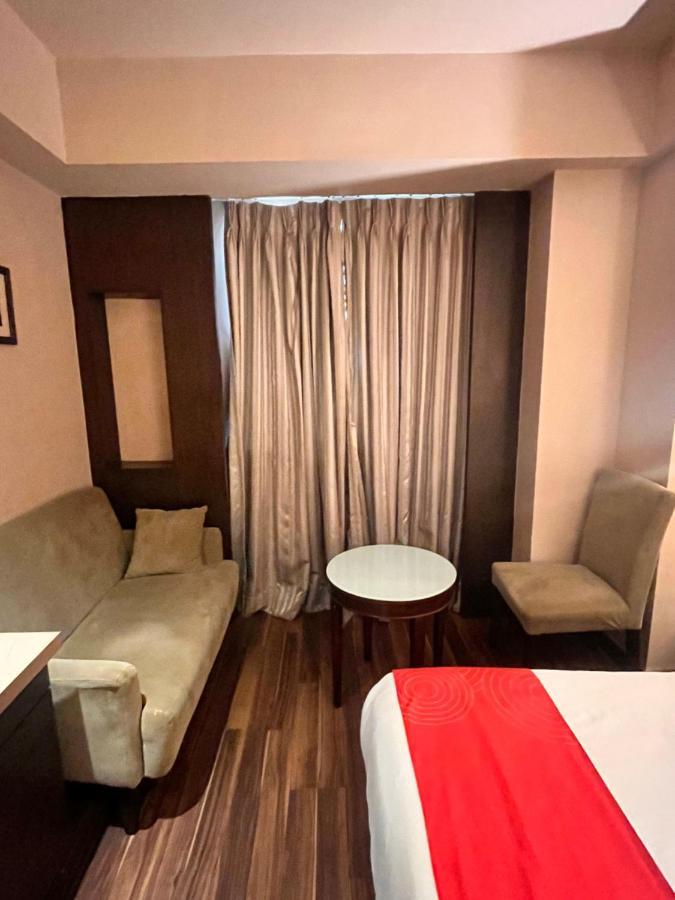 Krios Hotel - Near Sg Highway, אחמדאבאד מראה חיצוני תמונה