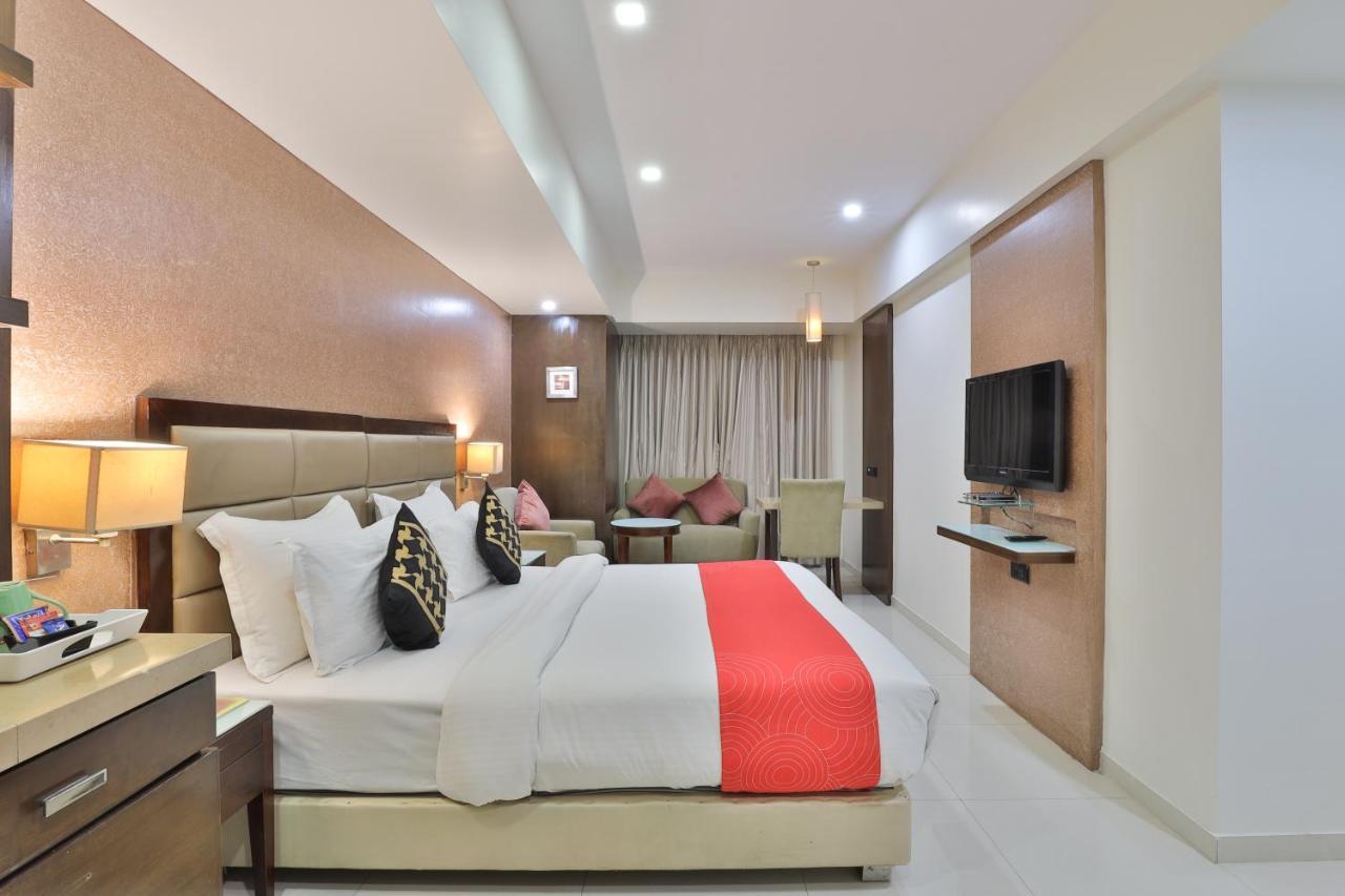 Krios Hotel - Near Sg Highway, אחמדאבאד מראה חיצוני תמונה